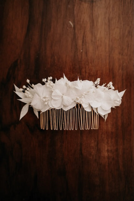 Peigne "Bianca" - Élégance Florale de dryandmyrtille - peigne - accessoire blanc gypsophile immortelle peigne